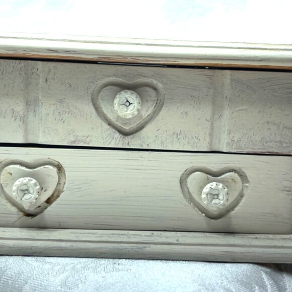 Vintage Refurbished Painted Wooden Jewely box 7”x 4.5” x 3.75” Green Velvet Inte - Picture 2 of 7